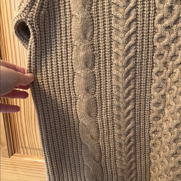 Cable Knit Tan Sweater - Picture 5 of 9